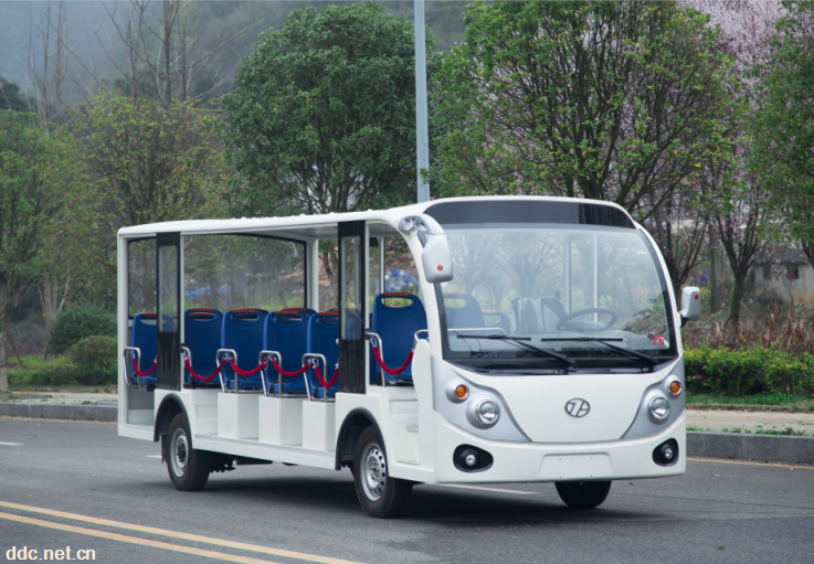 景区代步燃油观光车